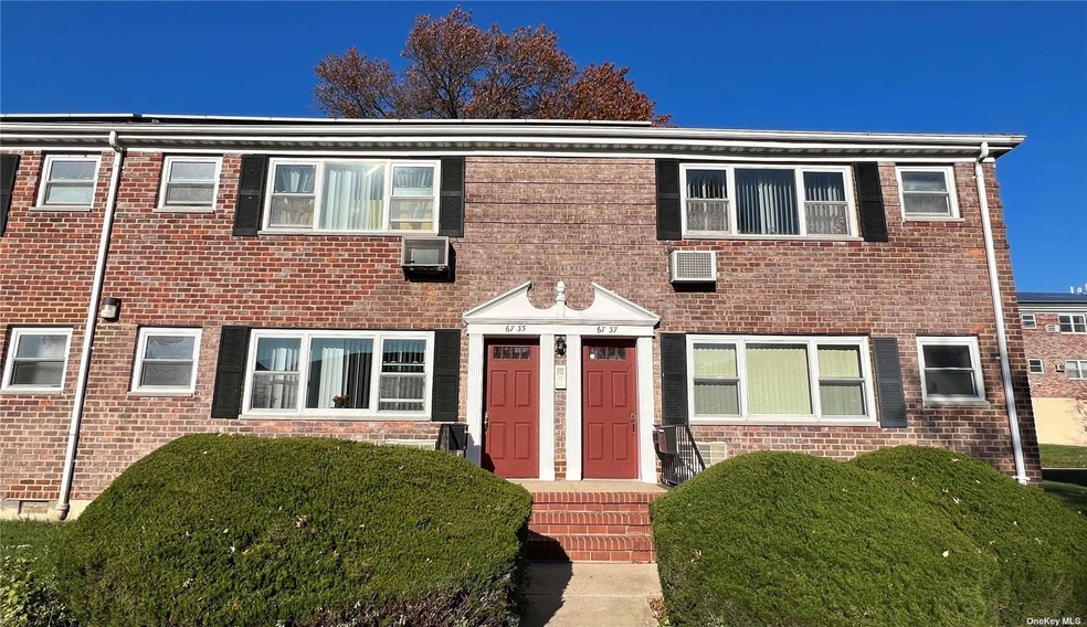 67-35 152nd St unit 204A, Flushing, NY 11367 - photo 1