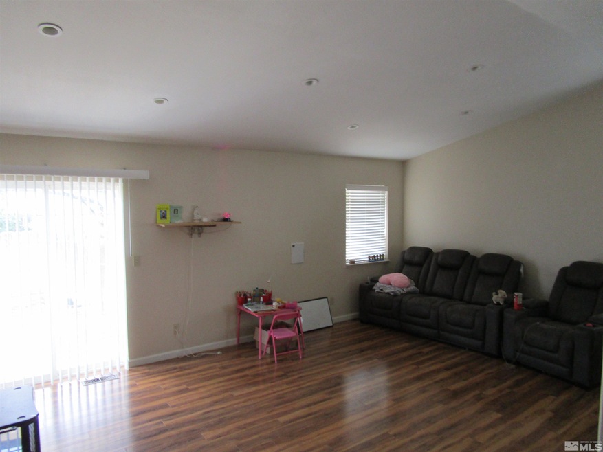 333 Dianna Way, Fallon, NV 89406 - photo 1