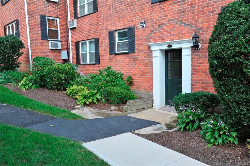 123 S Highland Ave unit 2J, Ossining, NY 10562 - photo 1
