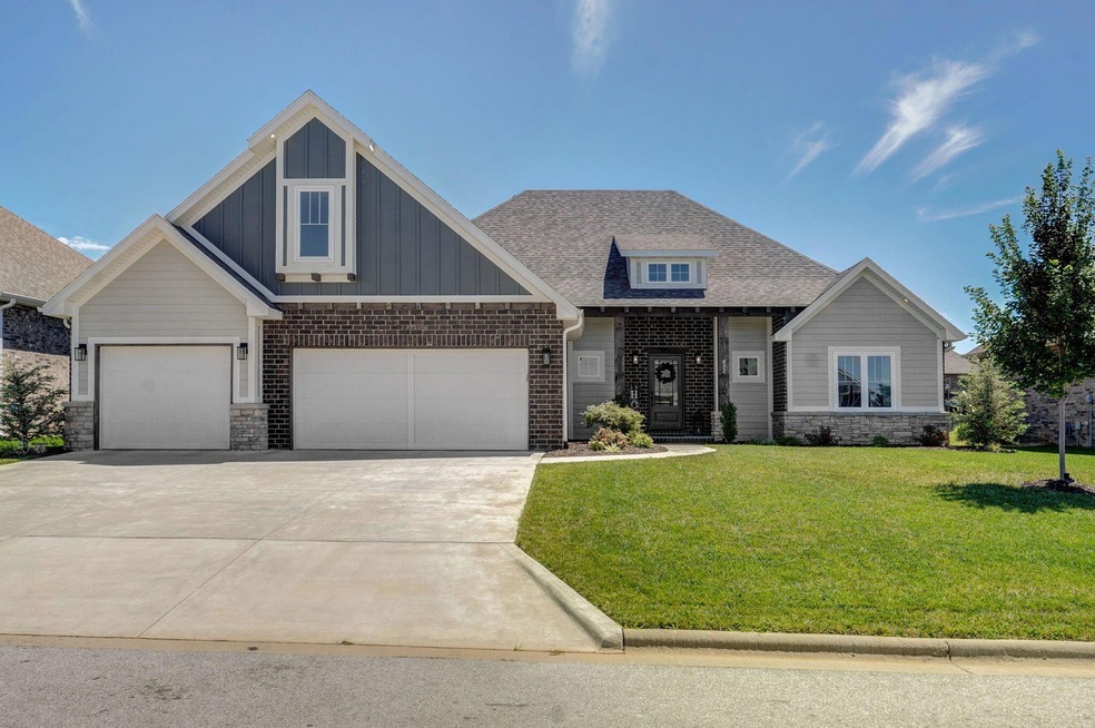 872 E Edenmore Cir, Nixa, MO 65714 - photo 1
