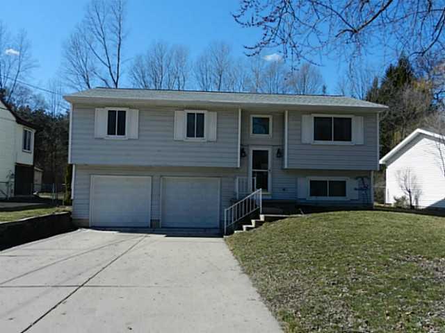 5336 Wexford Rd, Lansing, MI 48911 - photo 1