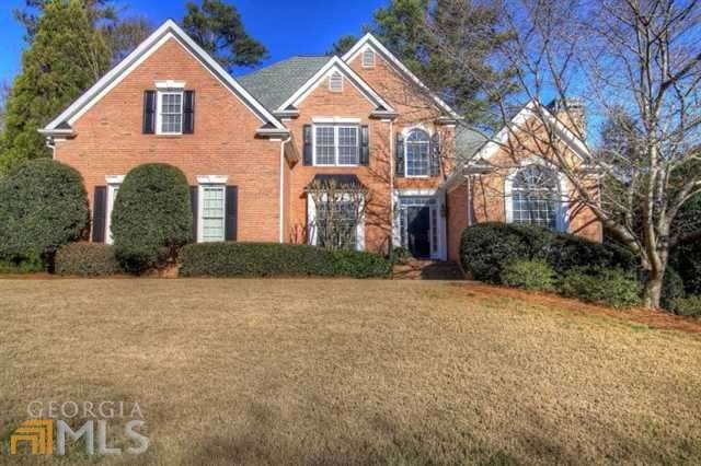 GORGEOUS HOME SHOWS LIKE A DREAM. NEW ROOF. NEW PA
