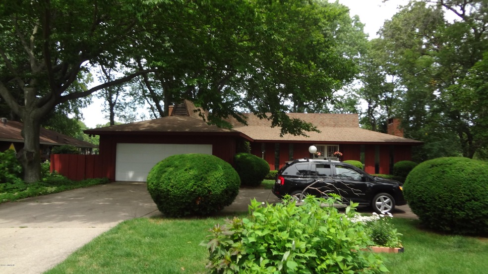 1650 Bayview