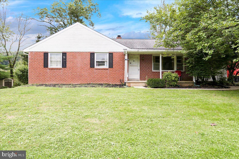 22 Moyer Rd, Boyertown, PA 19512 - photo 1