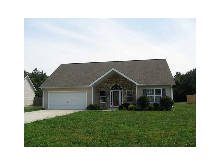 Exterior Front. Great Curb Appeal on this great fl