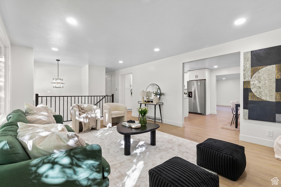 8657 S 910 E, Sandy, UT 84094 - photo 1