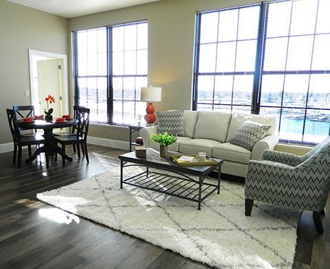 91 Main St unit 402, Warren, RI 02885 - photo 1