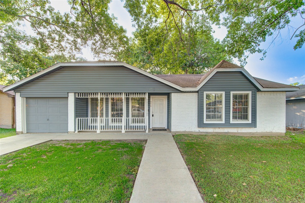 4919 Riverwood Dr, Richmond, TX 77469 - photo 1