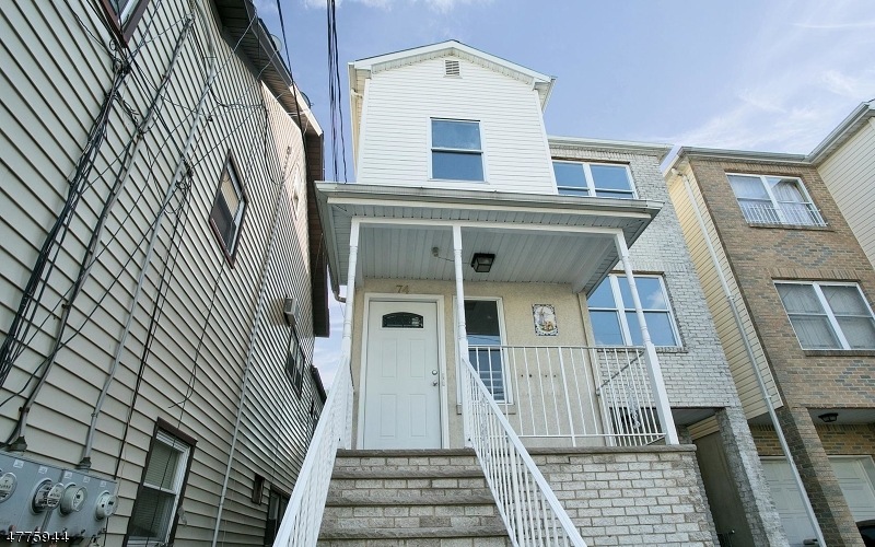 74 E Jersey St, Elizabethport, NJ 07206 - photo 1