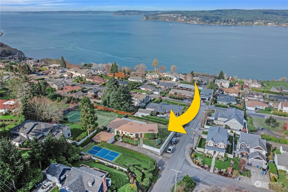 Sold $1,175,000 • Co-Listing Agent