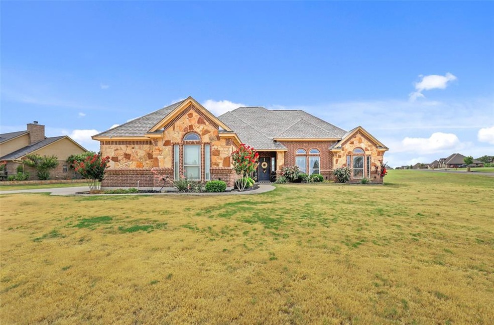 100 Champion Ct, Weatherford, TX 76087 - photo 1