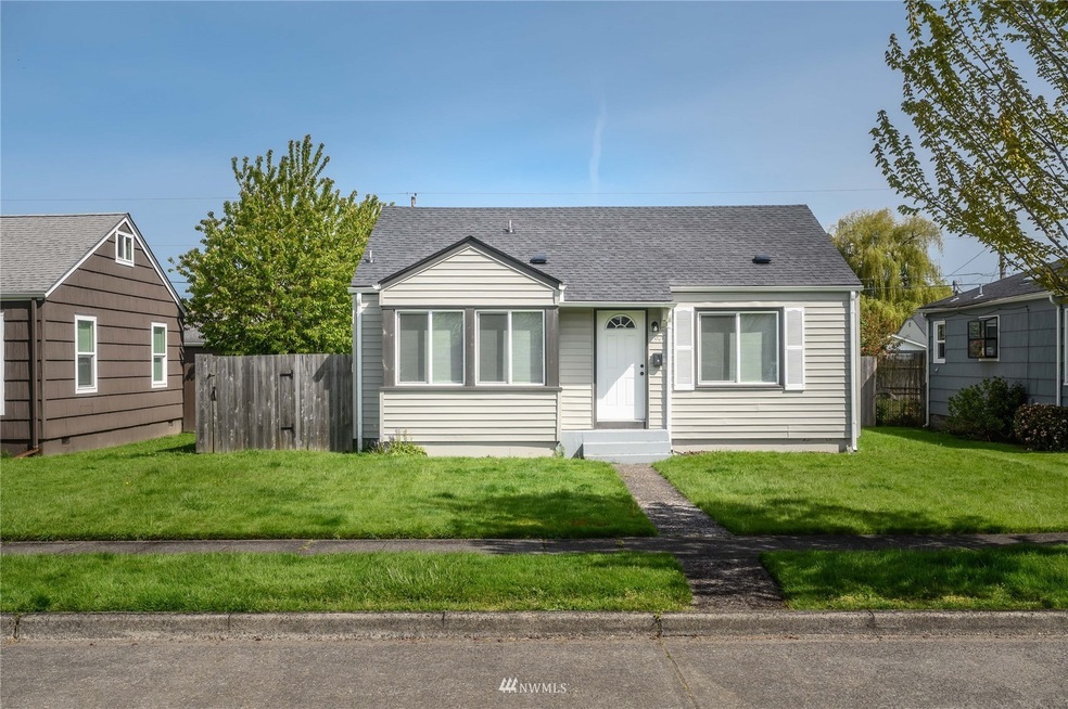 2942 Field St, Longview, WA 98632 - photo 1