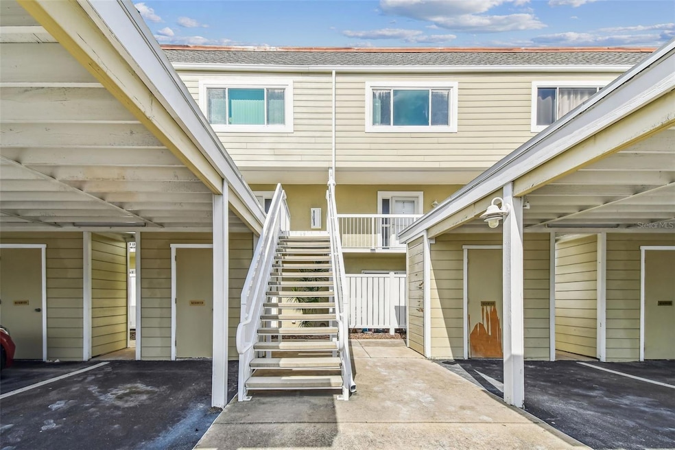 433 Paula Dr S unit 43, Dunedin, FL 34698 - photo 1