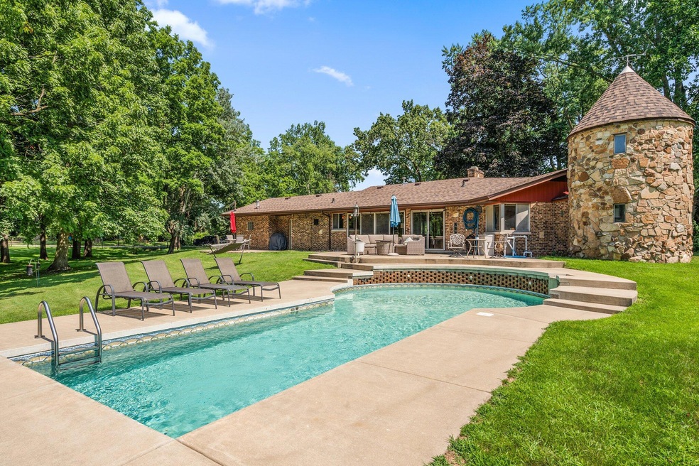 6282 W Bleck Rd, La Porte, IN 46350 - photo 1