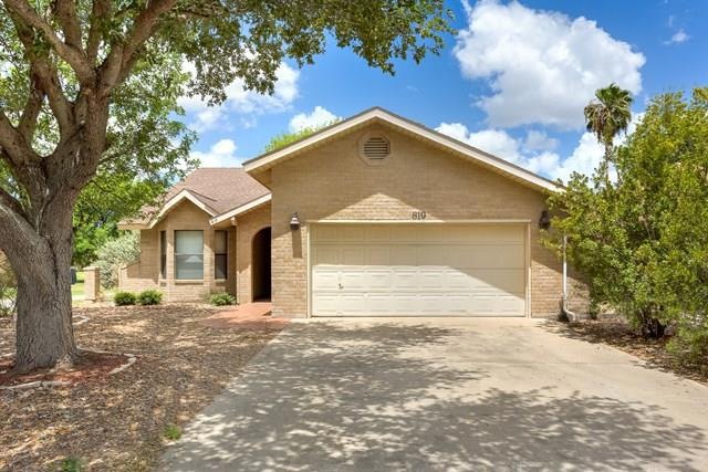 819 Nada Dr, Alamo, TX 78516 - photo 1