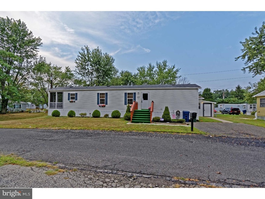 205 Kentucky Ave, Williamstown, NJ 08094 - photo 1