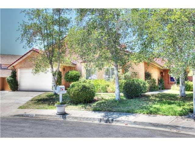 14042 Tierra Bonita Ct, Poway, CA 92064 - photo 1