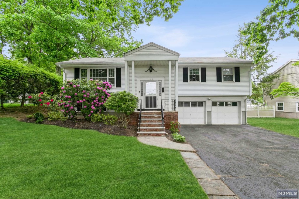 518 Salem St, Paramus, NJ 07652 - photo 1