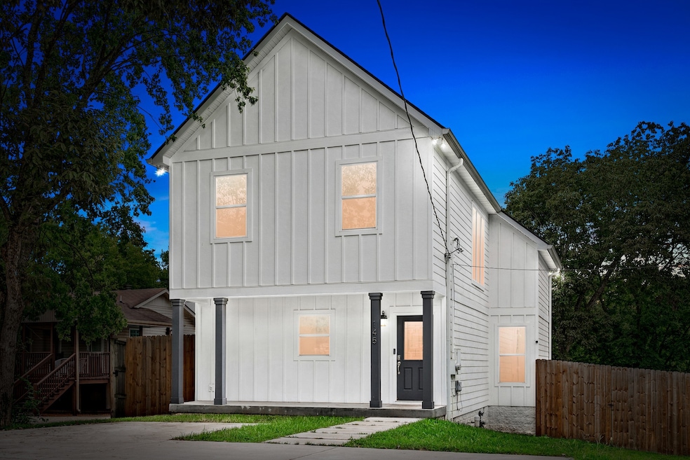 Under Contract $489,000