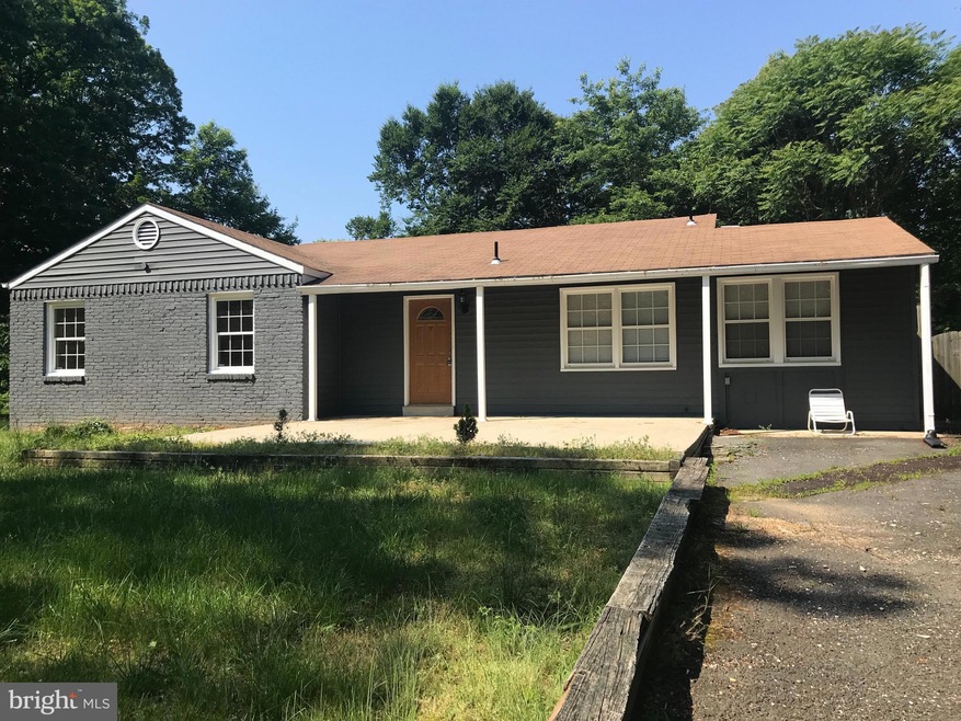 13401 Buchanan Dr, Fort Washington, MD 20744 - photo 1