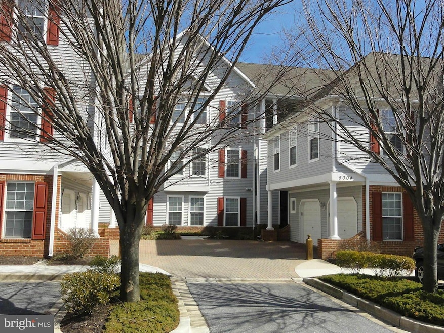 5004 Hollington Dr unit 104, Owings Mills, MD 21117 - photo 1
