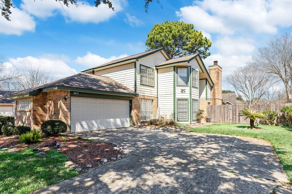 8435 Greenleaf Lake Dr, Houston, TX 77095 - photo 1