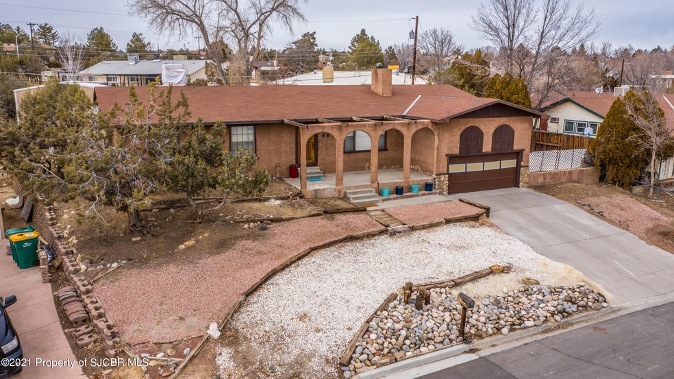 5601 Lee Ln, Farmington, NM 87402 - photo 1