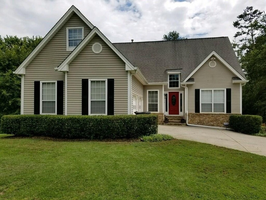 Well manicured front entrance