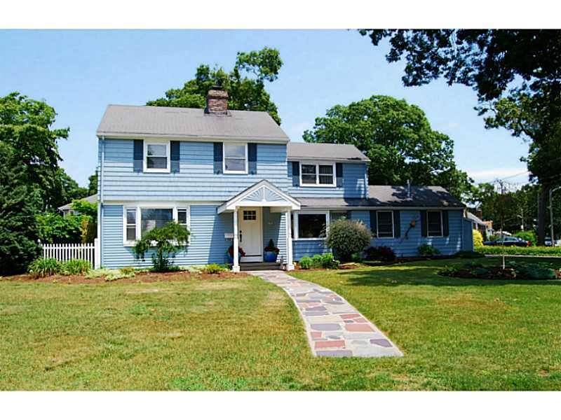 984 Bullocks Point Ave, Riverside, RI 02915 - photo 1