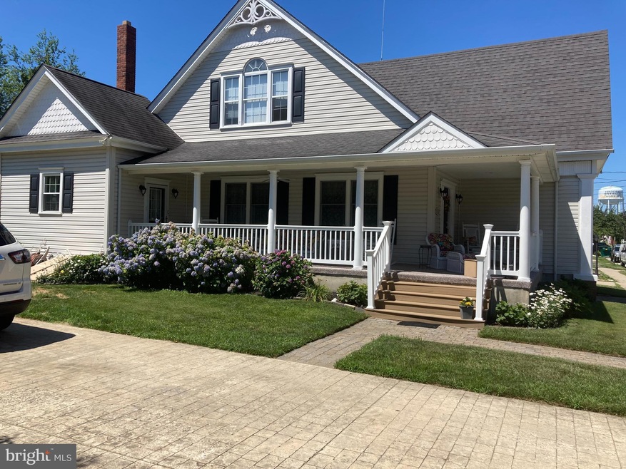 130 E Hancock St, Riverside, NJ 08075 - photo 1