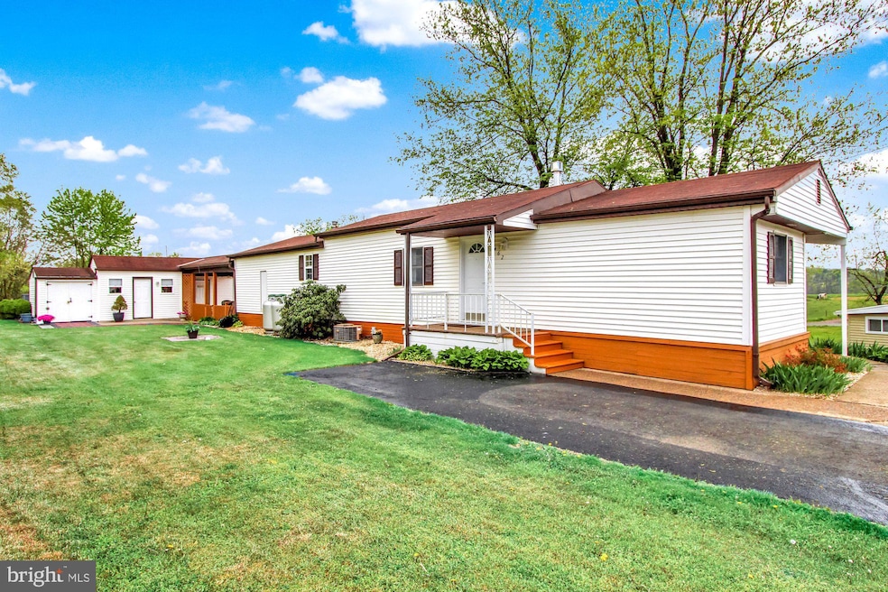 462 Dreibelbis Mill Rd, Shoemakersville, PA 19555 - photo 1