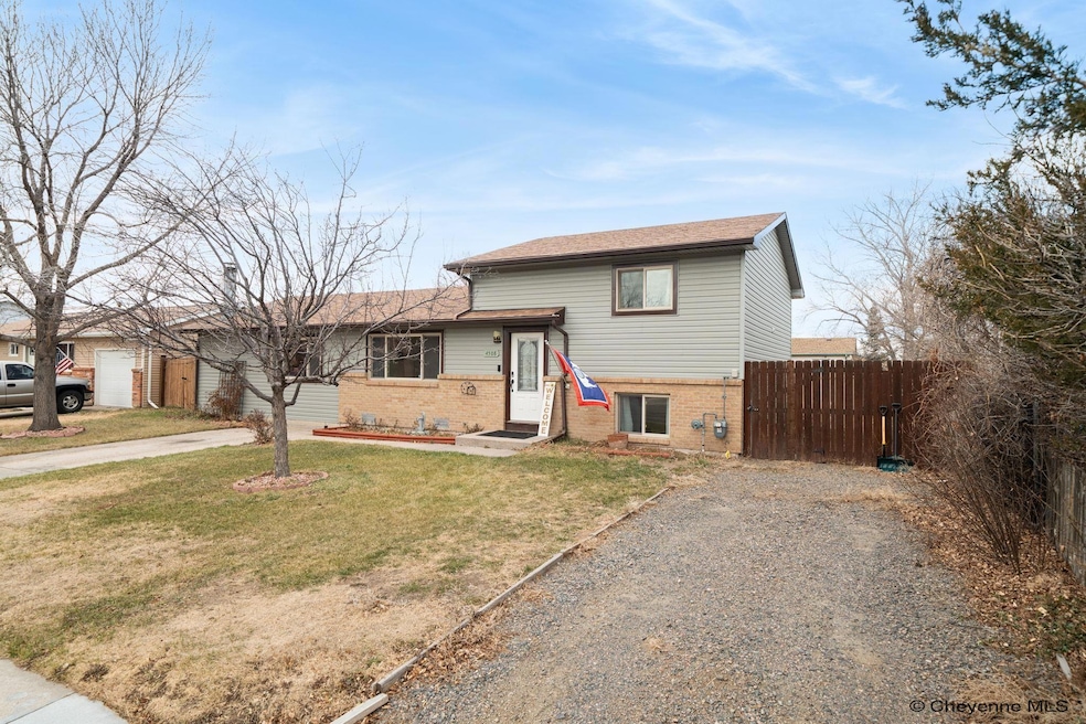 4508 Fontenelle Cir, Cheyenne, WY 82001 - photo 1