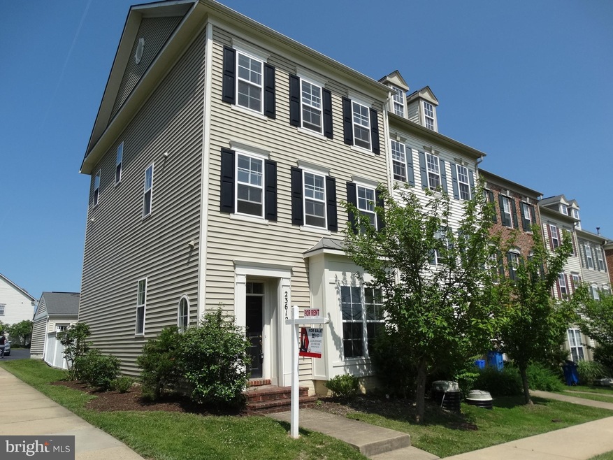 23612 Bennett Chase Dr, Clarksburg, MD 20871 - photo 1