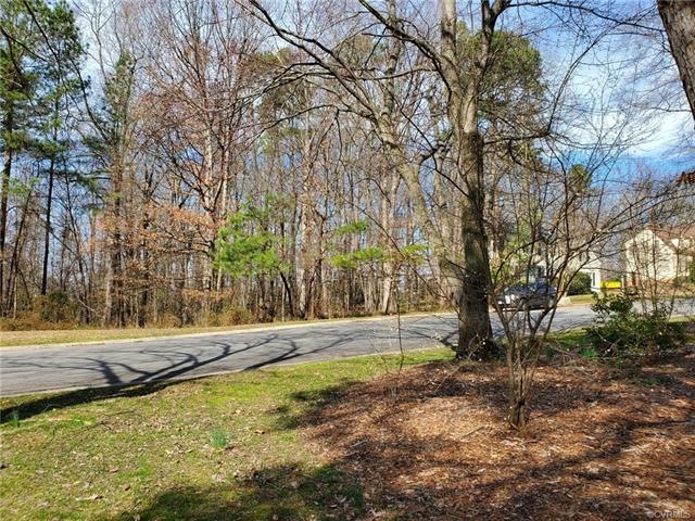 711 Lakewater Dr, Henrico, VA 23229 - photo 1