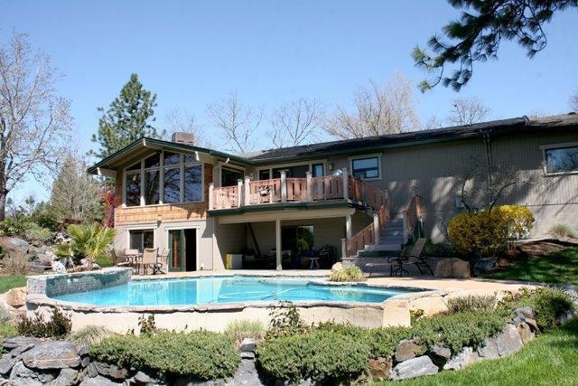 188 Carolann Way, Grants Pass, OR 97526 - photo 1