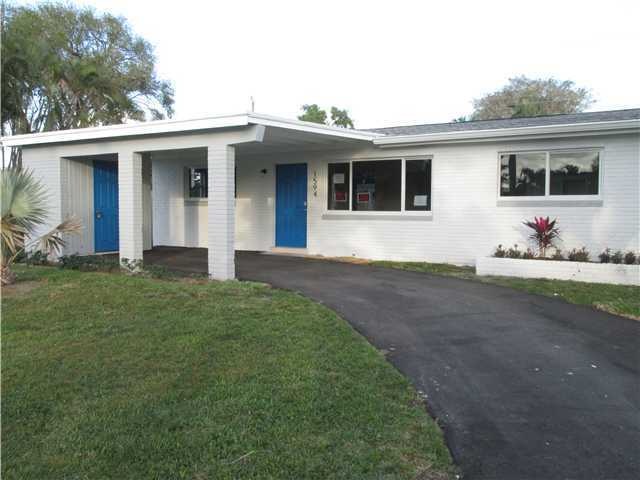 1594 Woodland Ave, West Palm Beach, FL 33415 - photo 1