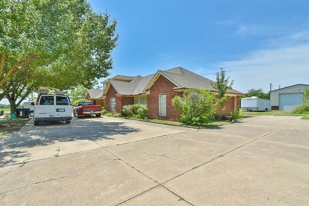 9229 S Sooner Rd, Oklahoma City, OK 73165 - photo 1