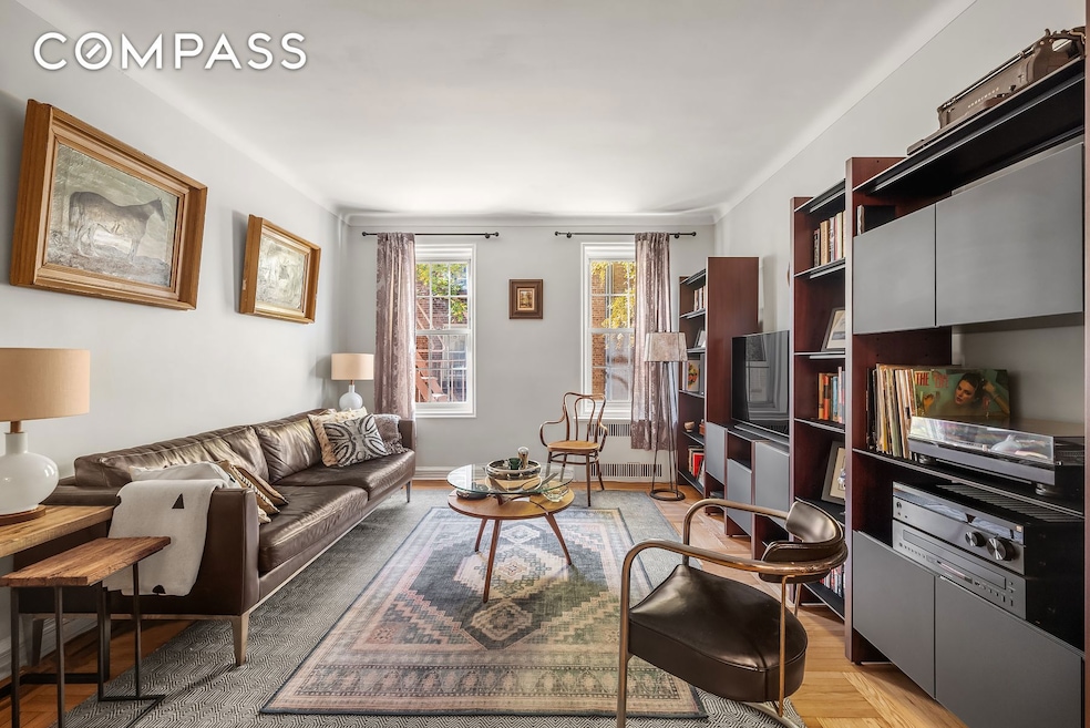 For Sale $850,000 • Co-Listing Agent