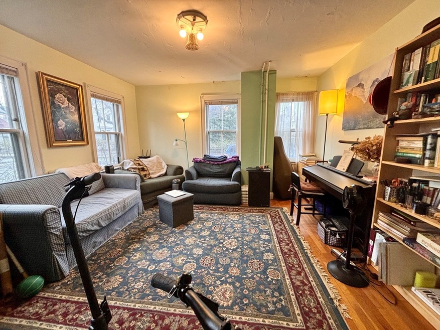 246 Brookline St unit 1, Cambridge, MA 02139 - photo 1