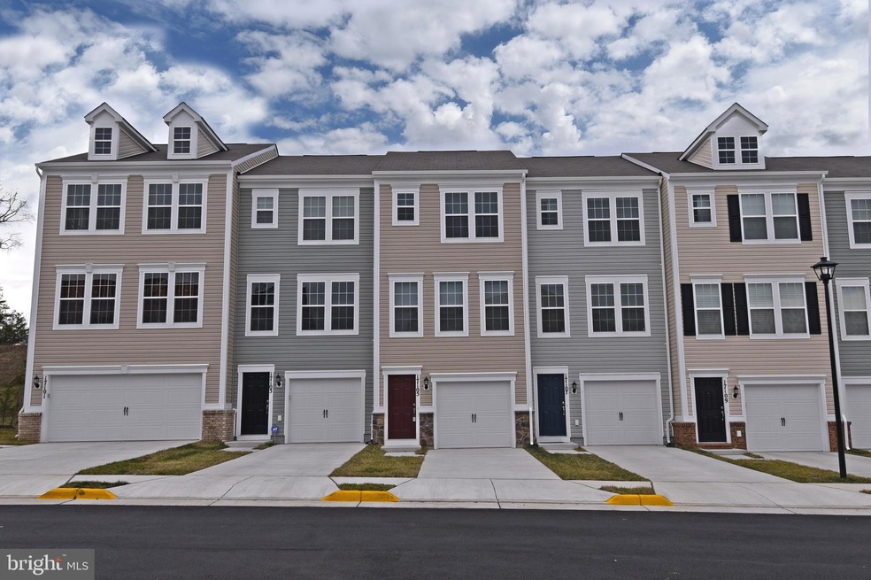 17105 Gibson Mill Rd unit 4, Dumfries, VA 22026 - photo 1