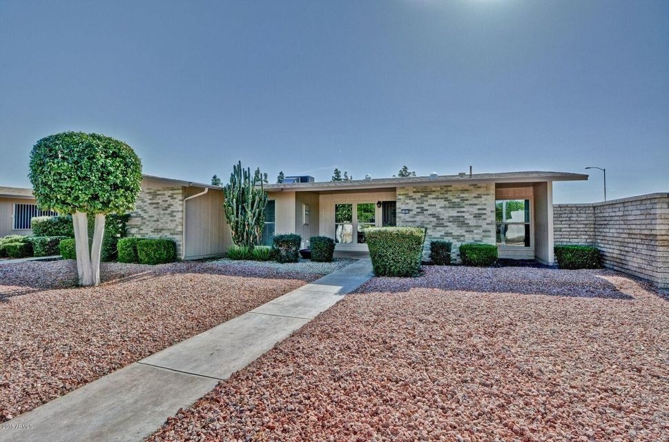 17815 N Del Webb Blvd, Sun City, AZ 85373 - photo 1