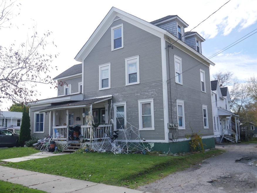 49 Howe St, Rutland, VT 05701 - photo 1