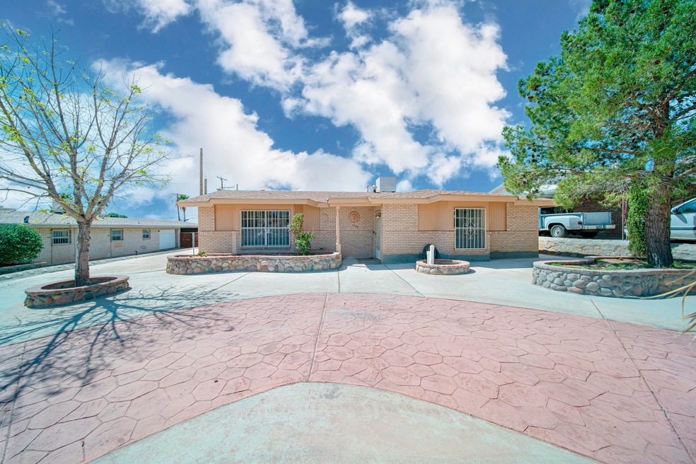2906 Harrison Ave, El Paso, TX 79930 - photo 1