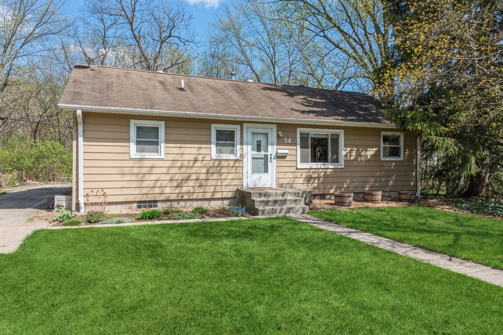 14 Walnut Pkwy, Crown Point, IN 46307 - photo 1