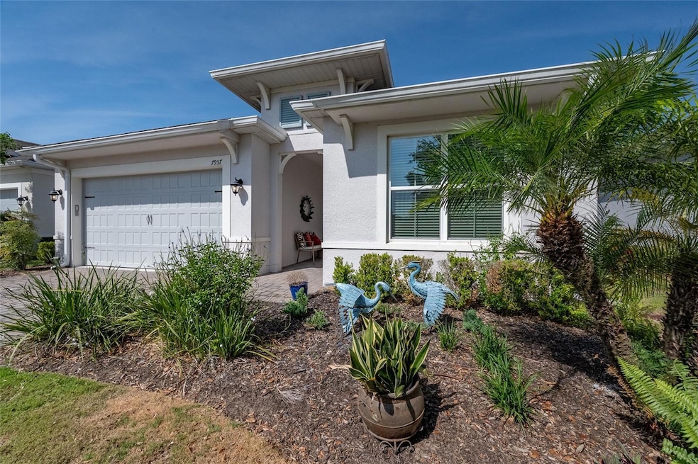 For Sale $499,900 • Co-Listing Agent