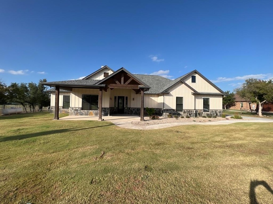 105 Fawna Dr, Azle, TX 76020 - photo 1