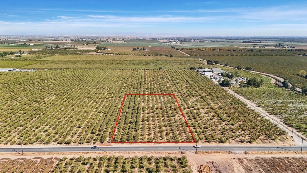 0 N Alpine Rd unit 224114478, Lodi, CA 95240 - photo 1