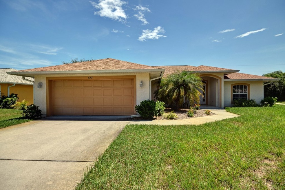 433 Fleming St, Sebastian, FL 32958 - photo 1