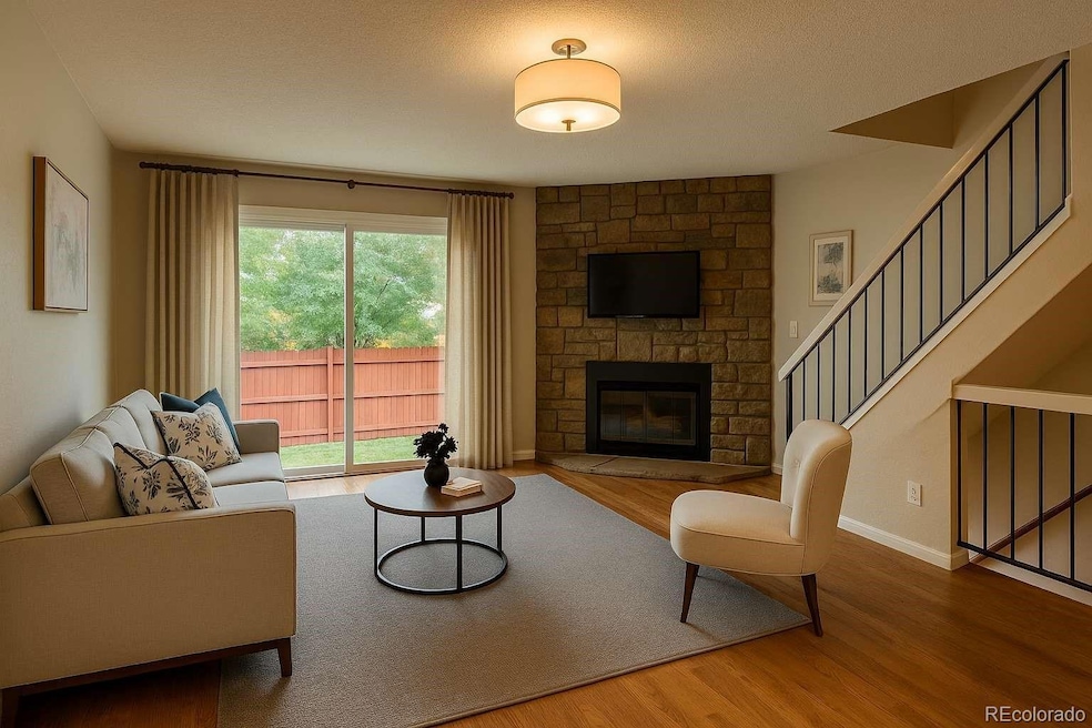 LR with Furniture- V Staged.