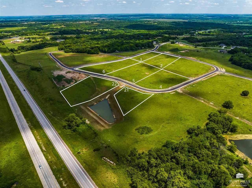 14380 Prairie Trail, Wamego, KS 66547 - photo 1